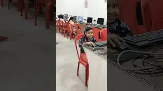 how to zoom in & zoom out laptop screen 