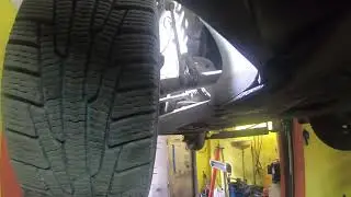 Как поменять (замена) втулок стабилизатора Шкода Фабиа, Skoda Fabia 2007-2014