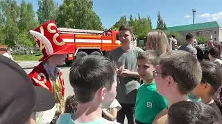 Юные менделеевцы попробовали себя в роли пожарных