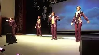 Летящей походкой ты вышла из мая