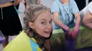 Солистка студии Анна Юркевич на Слайм фэсте в Санкт   Петербурге 2019