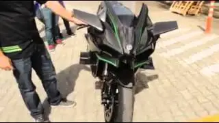 Sonido moto acelerando Kawasaki H2R 2019 - motor sound Kawasaki H2R