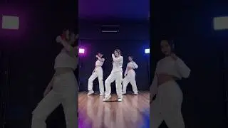 [TIKTOK TREND] Ashley! Look At Me! 