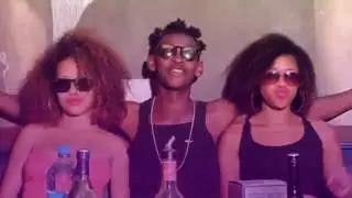 Ngiah Tax Olo Fotsy   R1 pe feat CYR JAH