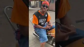 Gangster red américain moto 🏍 enfin de réparation