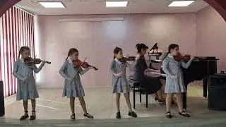 И. Дунаевский "Колыбельная" - исп. ансамбль "Весёлые струны"