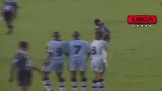 Os melhores chutes com efeito do futebol