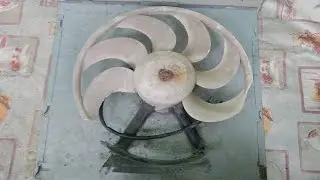 There's copper in the fan / A lot of copper in the fan (English subtitles)
