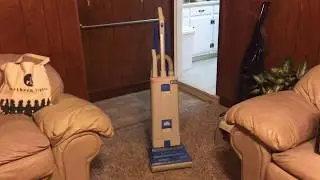 Windsor Sensor XP12 (Sebo Automatic X4) Upright Vacuum