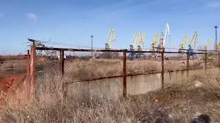 Дела домашние уборка курятника ремонт крыши четь да и так прошел