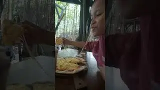 yummyyy... Cheese Pizza #hutanjati #purwakarta