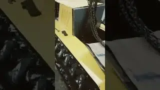 жёлтый тракторочек