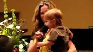 Hutch Sings 