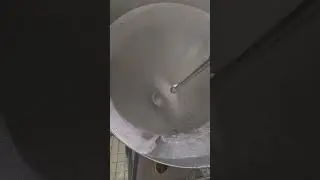NICE & CLEAN😃 #industrialcleaning #pressurewashing #pressurewashingvideo