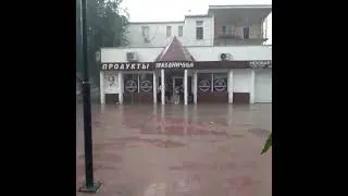 тёплый  дождь  в Крыму,  радует  людей  и  природу💧