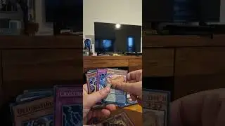 Yu-gi-oh Romania:Cel mai bengos Unboxing