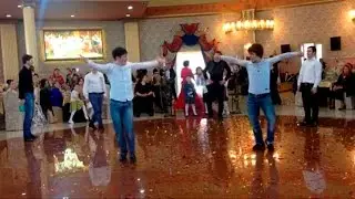 Парни взорвали танцпол лезгинкой! 2016