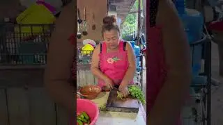 Doña Vero preparo birria de res