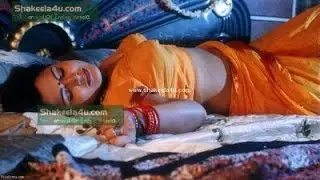 Hot telugu mallu actress kumtaj was been hot in mallu super park