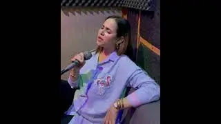 Sunanda Sharma Singing Live