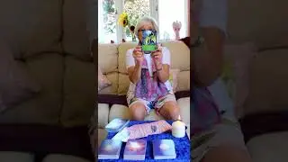 How to use Oracle Cards