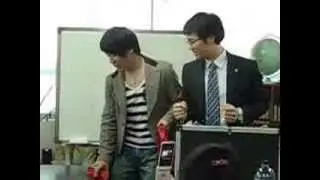 팬티 벗기는 마술 ^^ㅋ