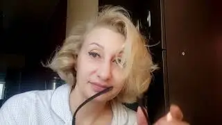 В нашем мире много психов, каждый пятый в мире псих... Говори со мной потише, может Я ОДНА ИЗ НИХ?