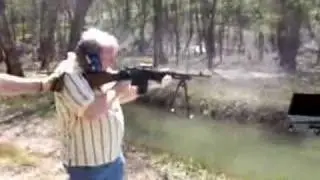 Bar (browning automatic rifle) shooting