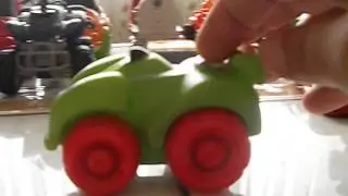 BEAUTIFUL GREEN CAR