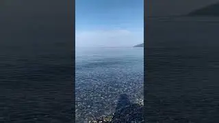 Так вот как выглядит идеально чистое море😳😍🌊 Гагра 23.09.2023 