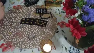 Крестовый думает, как вернуть Червовую даму.