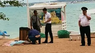 ТРАГЕДИЯ НА ПЛЯЖЕ В ГЕЛЕНДЖИКЕ. ЖЕНЩИНУ УБИЛО ТОКОМ