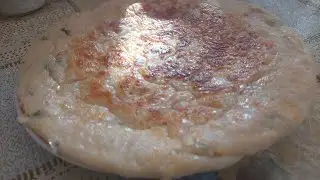 Лепёшка с сыром и зеленью ! Очень вкусно !