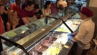 BOMBOLO - Ice Cream & Waffles
