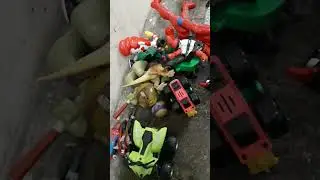 LEGO TOYS & OTHER SUPER HEROES Found in GARBAGE!!!!
