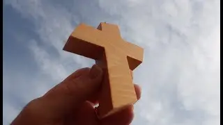 Creation with my Scroll Saw   --Wooden Cross for Manrico --