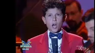 Oreste di Domenico (Giulio di Casa dolce casa) si esibisce nel canto lirico