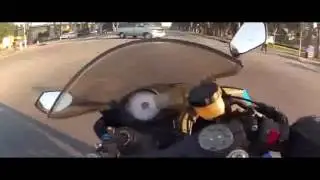 Sportbike dodges 4 cars to escape death  super close call