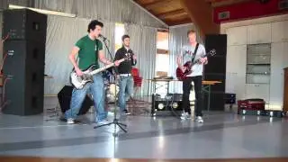 Prove - Blink182 - Alien Exist