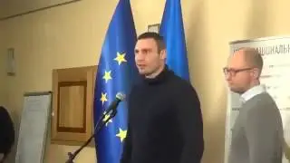 Уборщица матом разогнала лидеров Евромайдана, оппозиция в шоке ЕС угрожает санкциями уборщице,Жесть