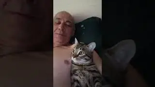 Бакс проснулся