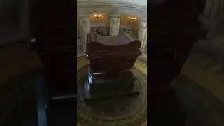 Большой саркофаг! А кто в нём? И где он?  #угадайгде #саркофаг