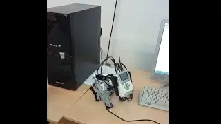 Пятиклассники на робототехнике