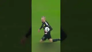 Best debut ever😱