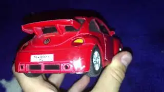 Обзор модели KINSMART New Beetle RSi