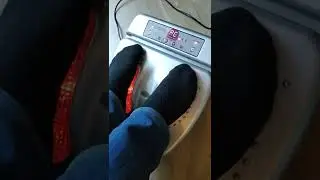 Вибромассажер для ног RT-2050