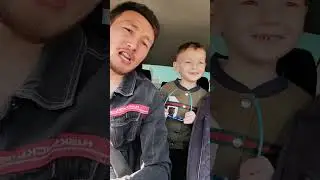 Девушка, красивая, чёрные глаза.