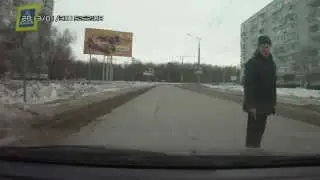 Это дорога для автомобилей...