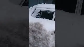 Тепло, а снег плохо тает!