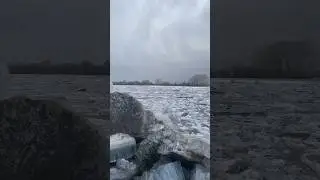 Лед тронулся река Чулым 15.04.2024